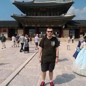 Meet your Posher, Max